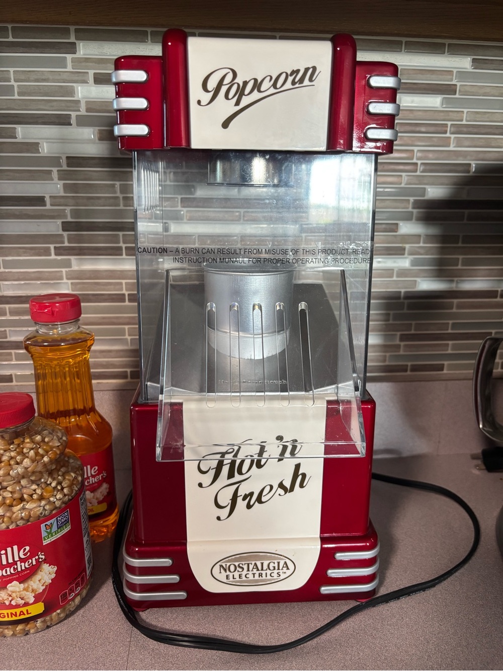 Nostalgia Electrics Retro Red Popcorn Maker - Popcorn Hot n Fresh